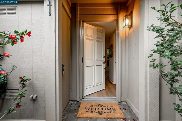 $685,000 | 300 Garden Creek Place, Danville, CA 94526