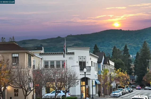 $685,000 | 300 Garden Creek Place, Danville, CA 94526