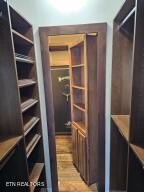 211 North Springview Road Maryville, TN 37801 - Photo 16 of 27 a view of walk in closet