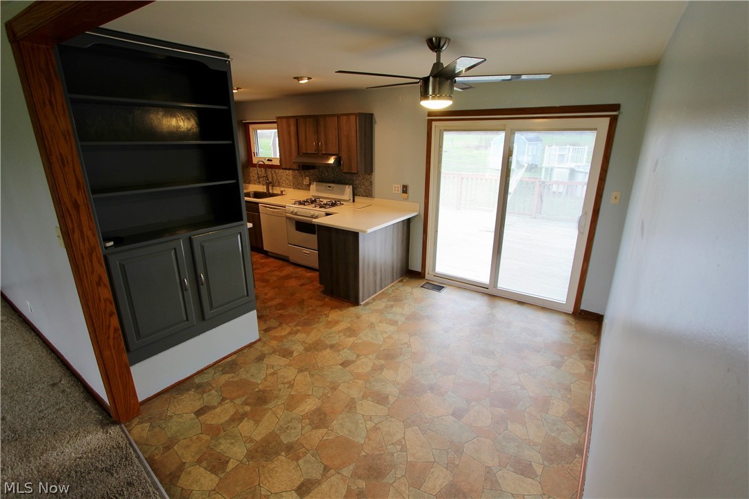 5984 Norwalk Road Medina, OH 44256 - Photo 4 of 19 Gallery Image 4