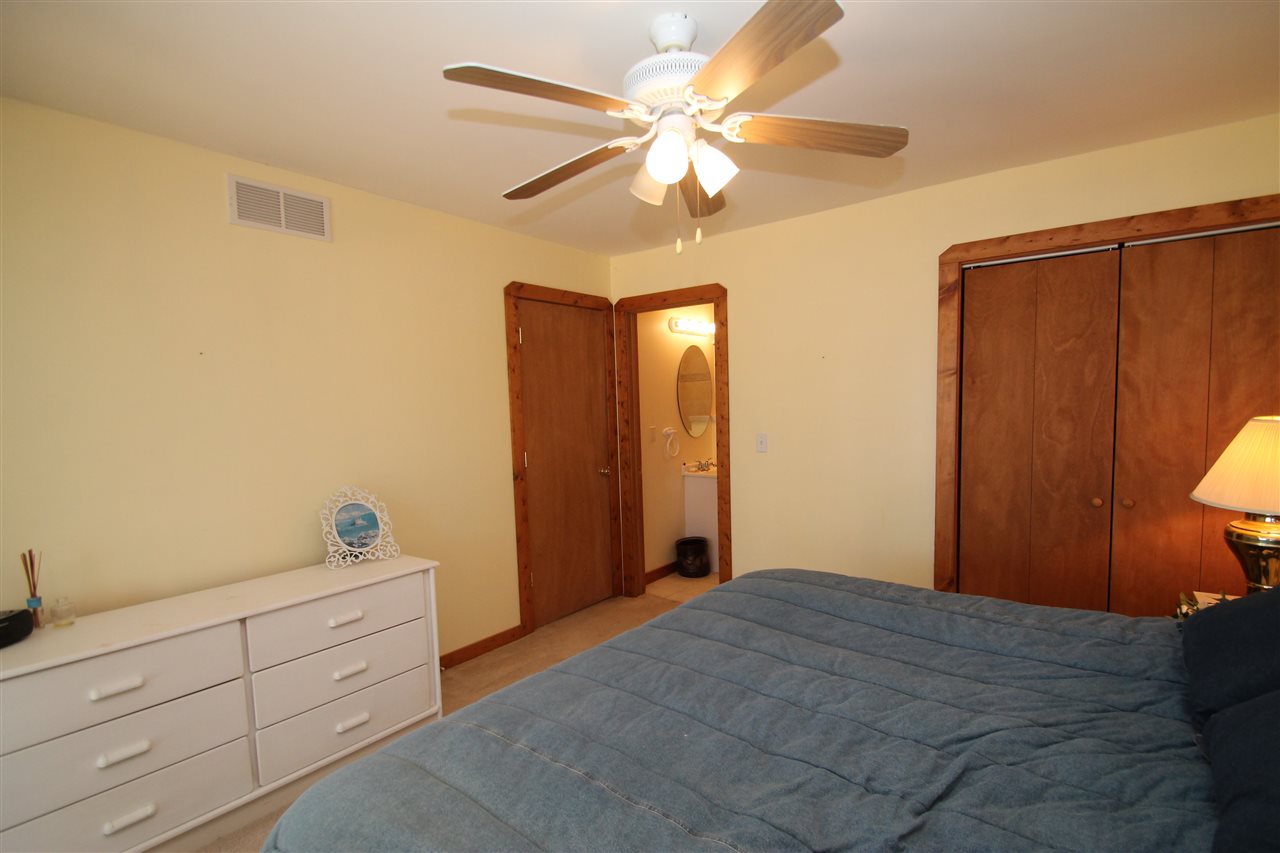 12008 North Riverview Road Chillicothe, IL 61523 - Photo 14 of 36 Gallery Image 14