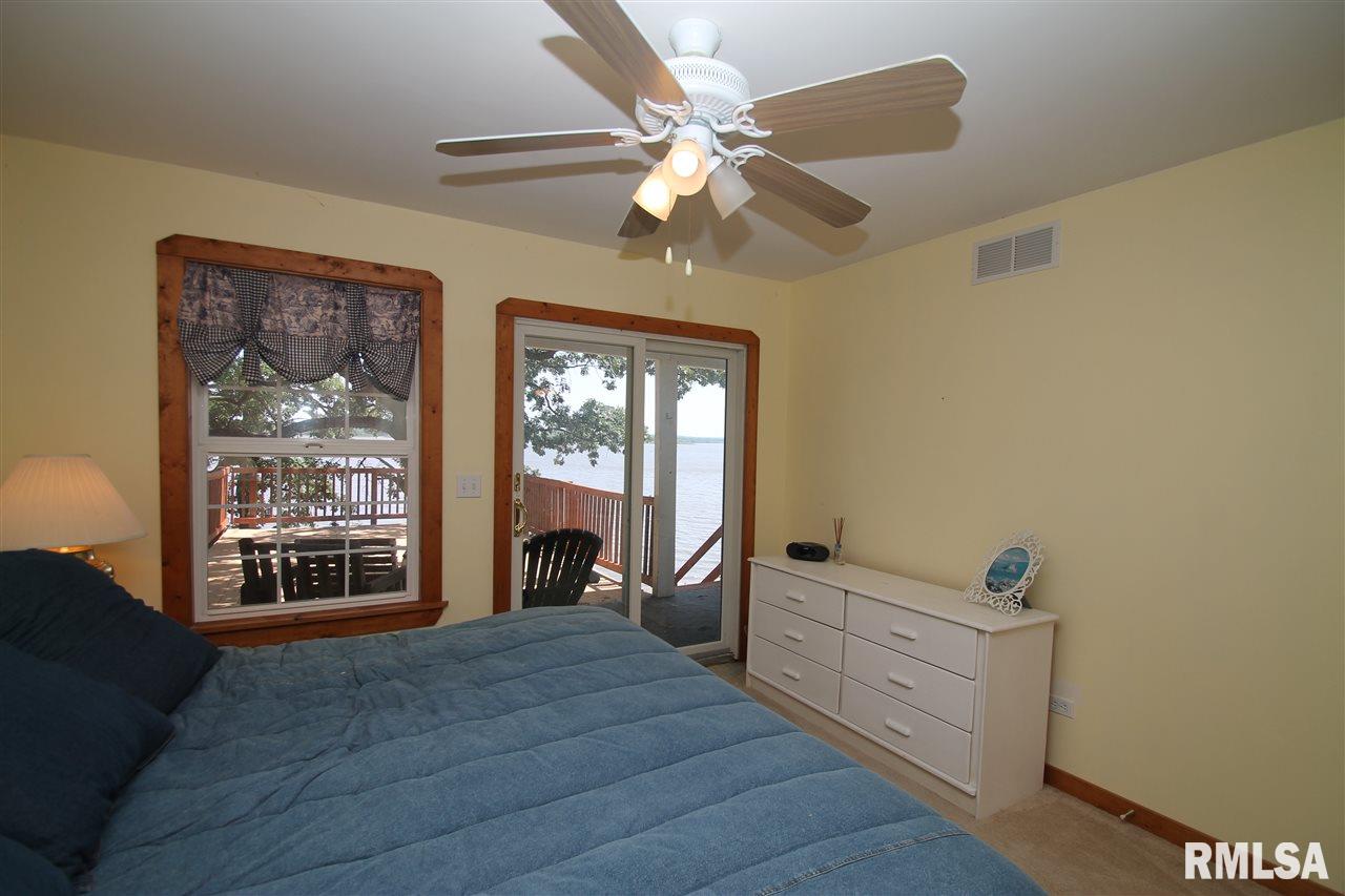 12008 North Riverview Road Chillicothe, IL 61523 - Photo 15 of 36 Gallery Image 15