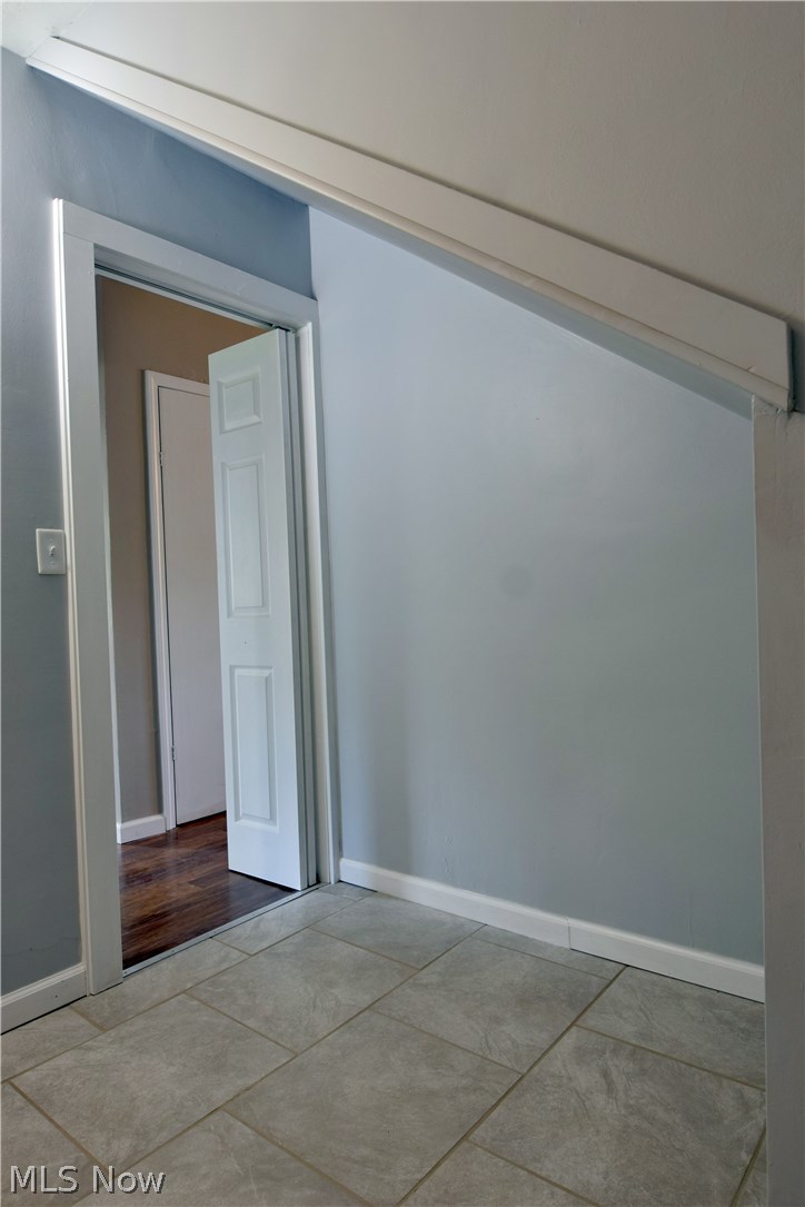 1627 North Road Southeast Warren, OH 44484 - Photo 20 of 35 Gallery Image 20