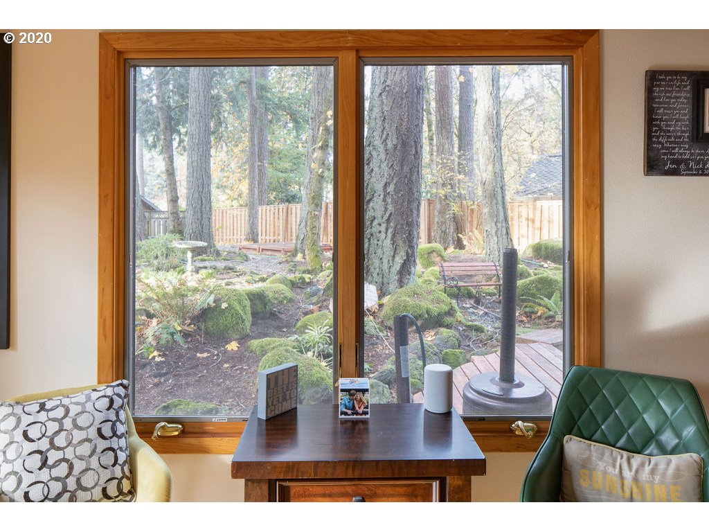 17297 Bryant Road Lake Oswego, OR 97035 - Photo 14 of 28 Gallery Image 14