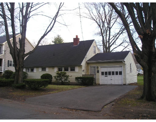44 Winslow Road Reading, MA 01867 - Photo 1 of 1 Gallery Image 1