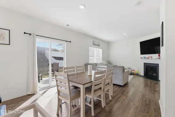 $360,000 | 1140 Amber Vista Lane, Knoxville, TN 37914