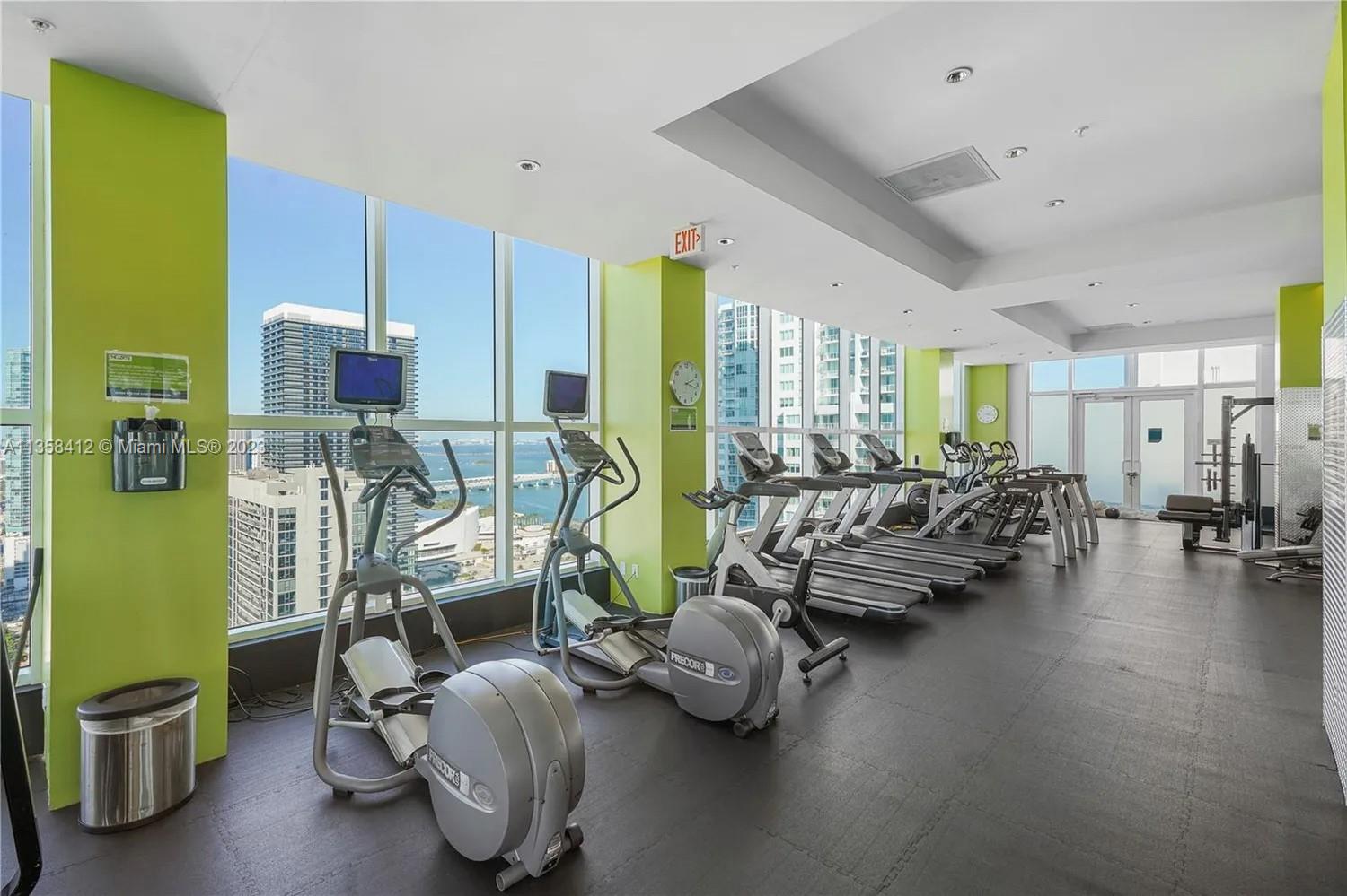 133 Northeast 2nd Avenue, Unit 1410 Miami, FL 33132 - Photo 20 of 25 a view of a room with gym equipment