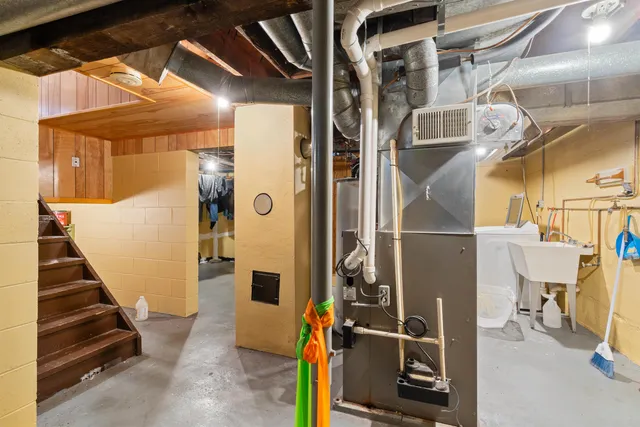 $264,900 | 1702 North 60th Street, Superior, WI 54880