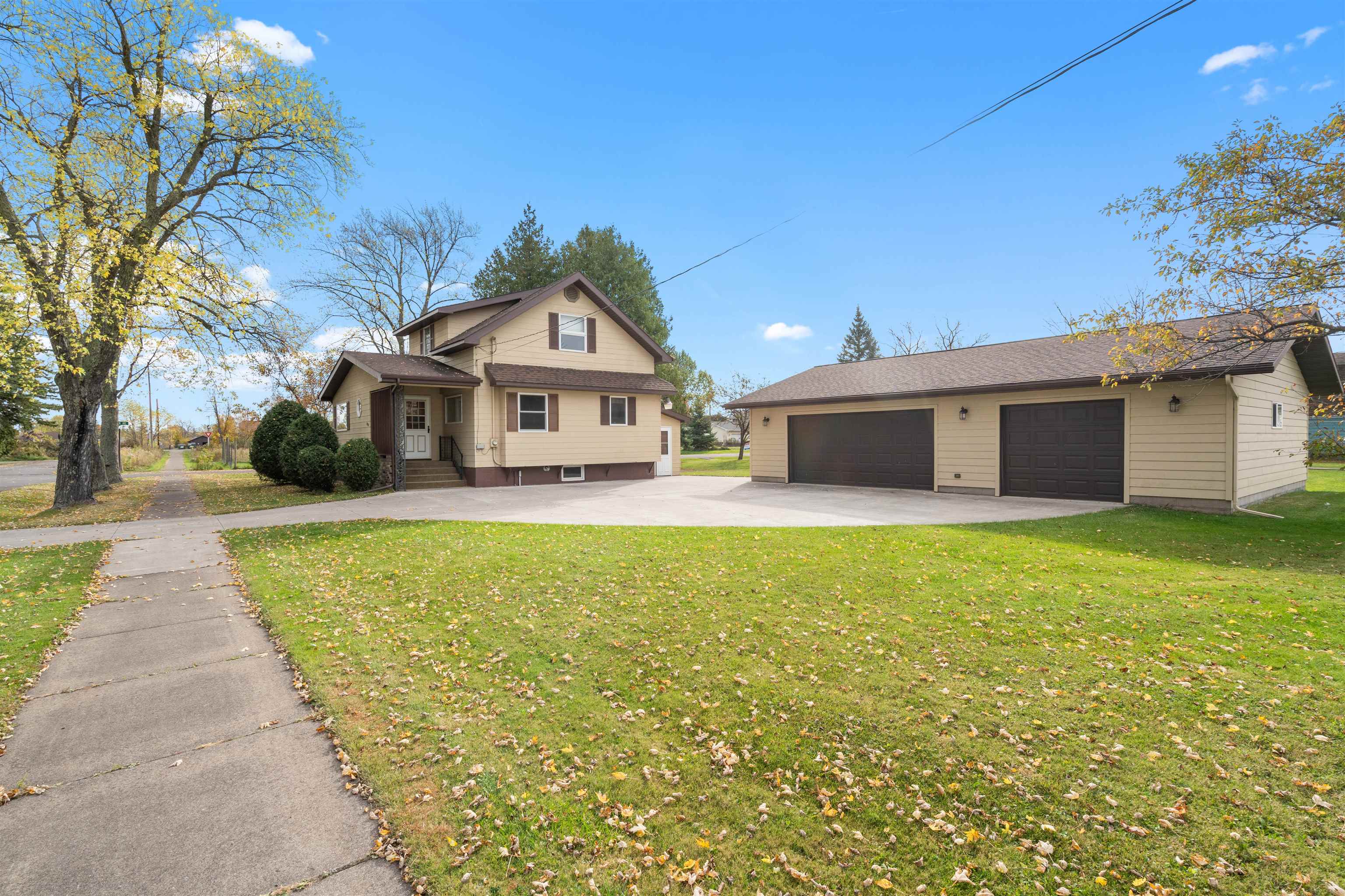 1702 North 60th Street Superior, WI 54880 - Photo 5 of 32