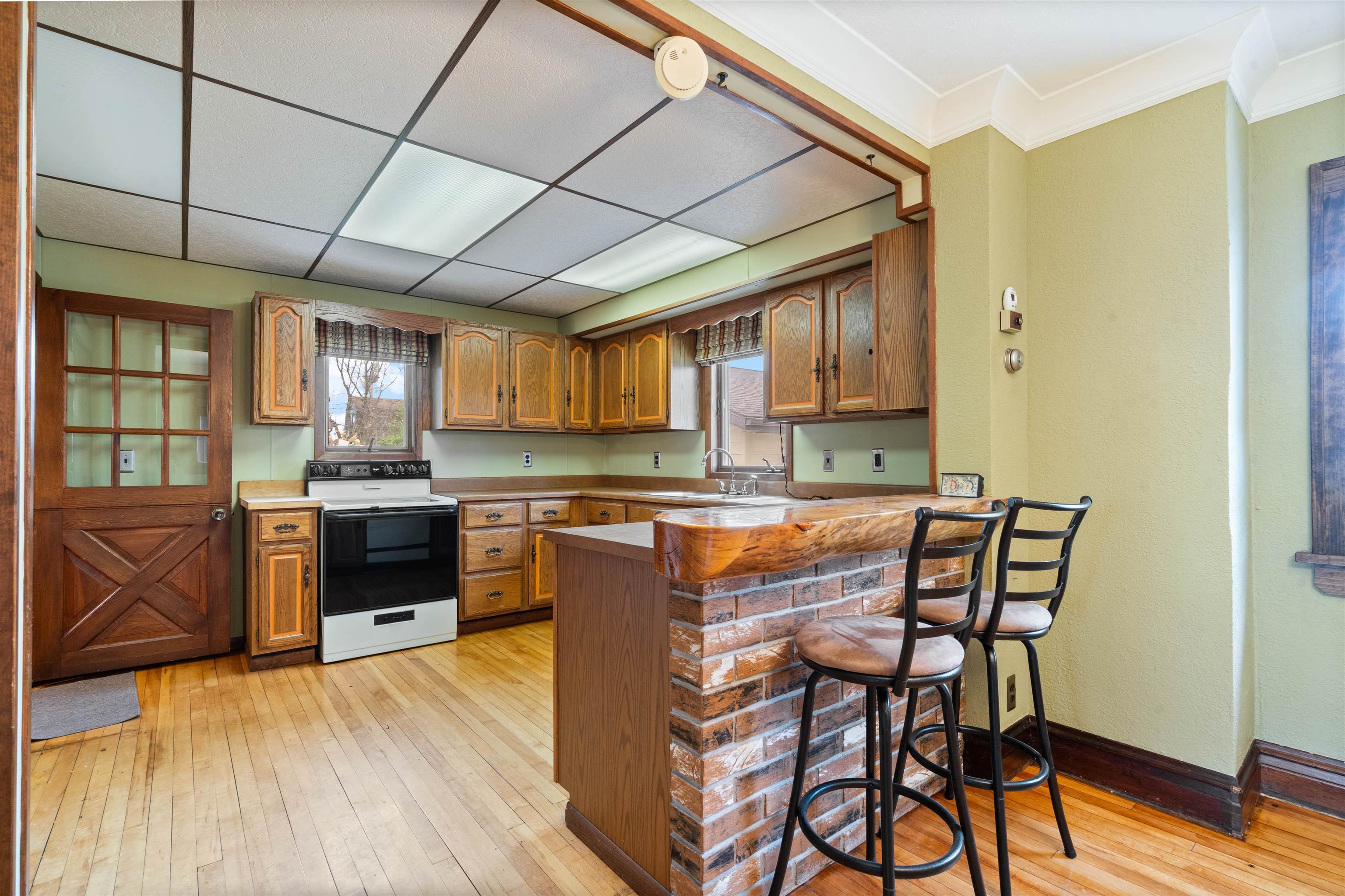 1702 North 60th Street Superior, WI 54880 - Photo 7 of 32