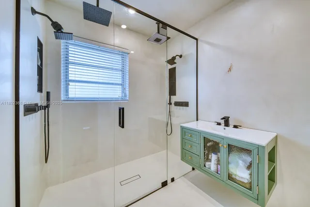 $674,995 | 511 Northwest 39th Avenue, Miami, FL 33126