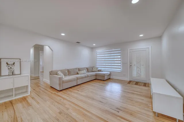 $674,995 | 511 Northwest 39th Avenue, Miami, FL 33126