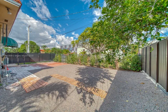 $674,995 | 511 Northwest 39th Avenue, Miami, FL 33126