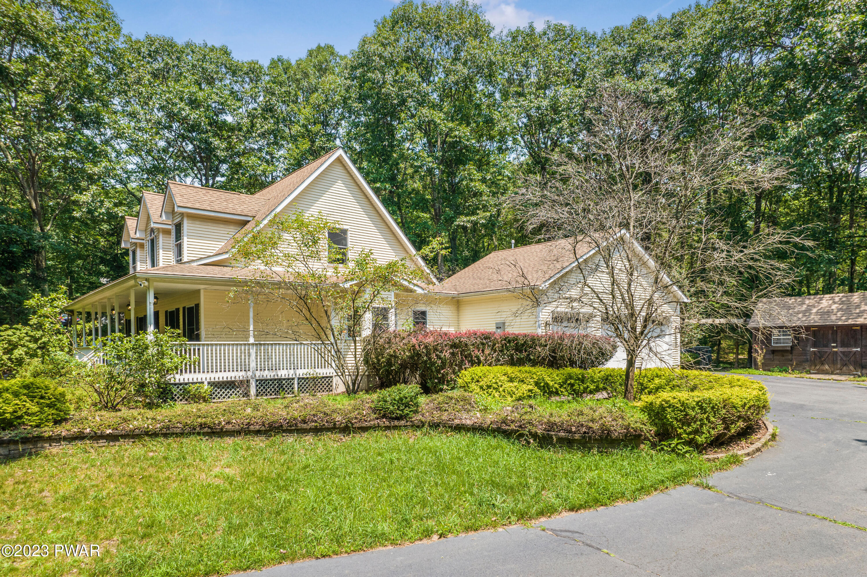 122 Stone Ridge Lane Milford, PA 18337 - Photo 7 of 46 DJI_0031