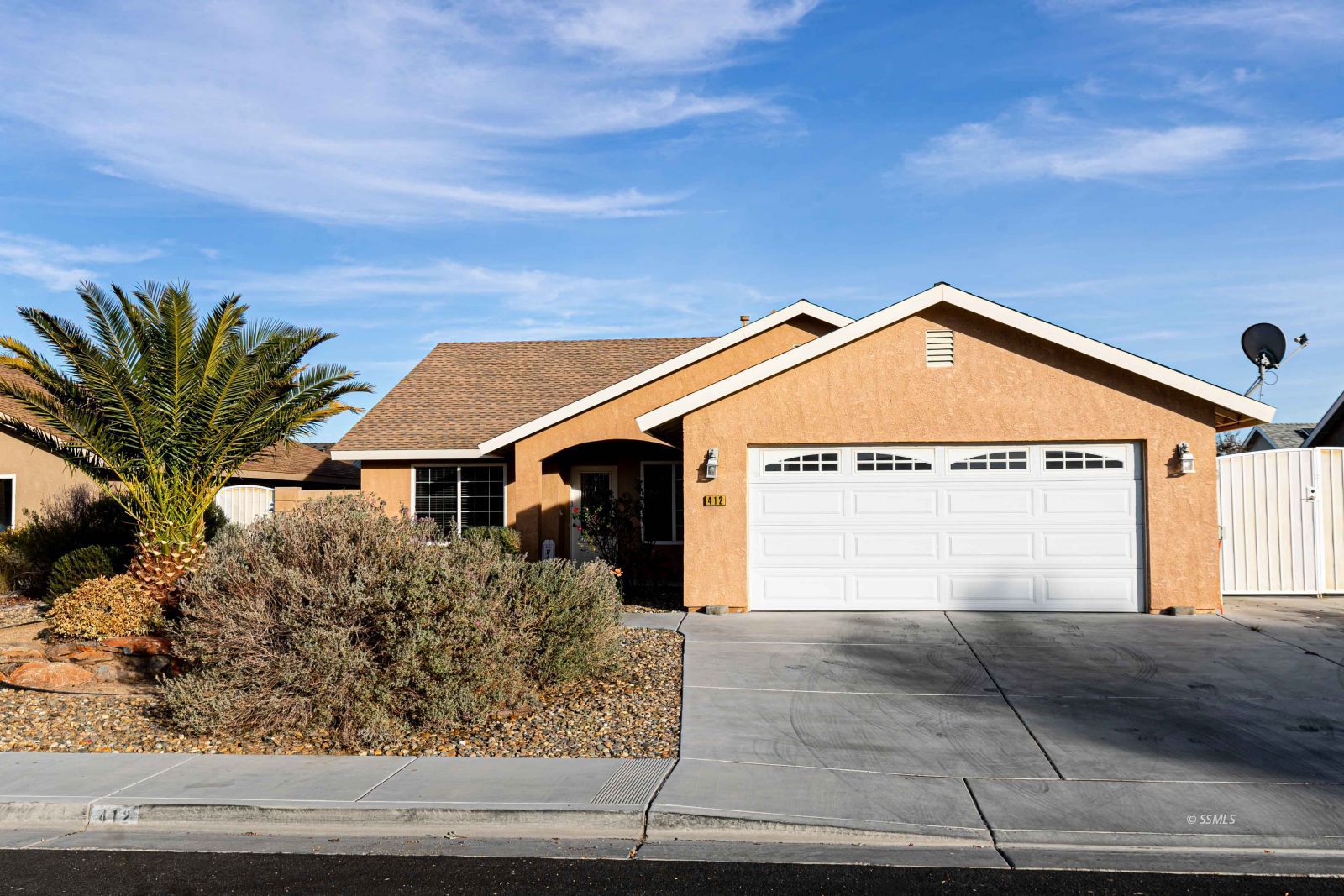 412 South Inyo Street Ridgecrest, CA 93555 - Photo 1 of 31