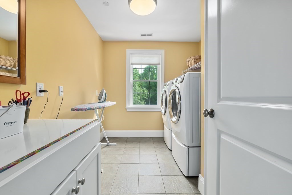 99 Ogunquit Road North Andover, MA 01845 - Photo 31 of 42 Gallery Image 31