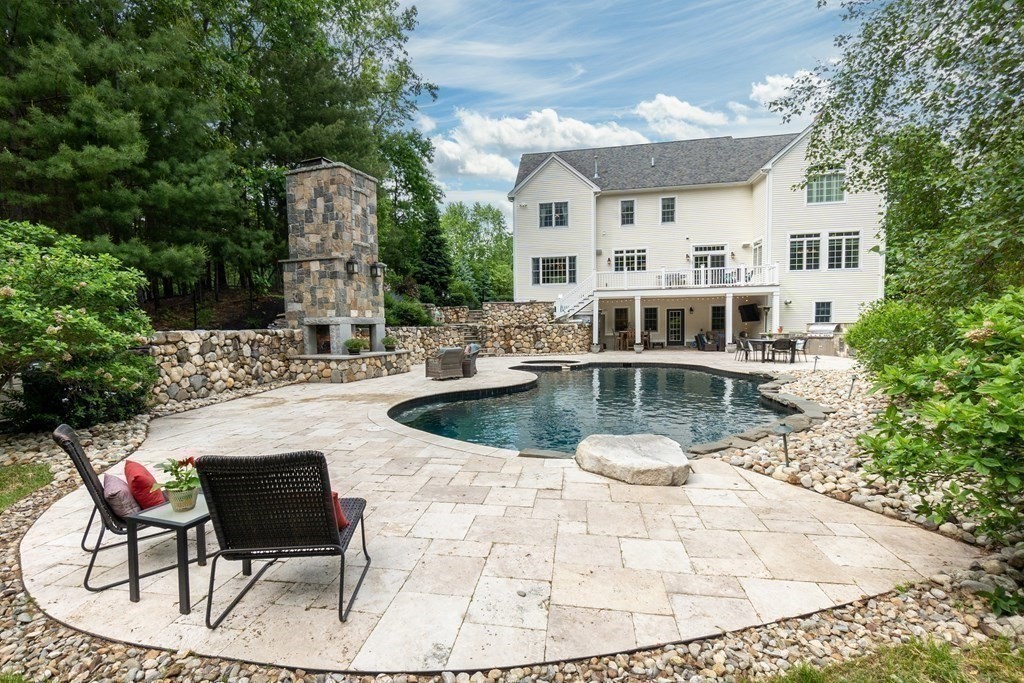 99 Ogunquit Road North Andover, MA 01845 - Photo 38 of 42 Gallery Image 38