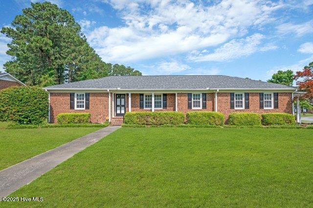 311 Prince Road Greenville, NC 27858 - Photo 1 of 52 Front view from Prince