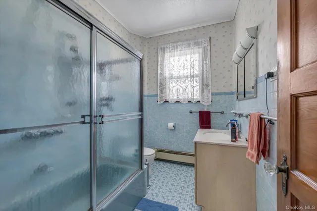 $750,000 | 104-47 89th Avenue | Richmond Hill