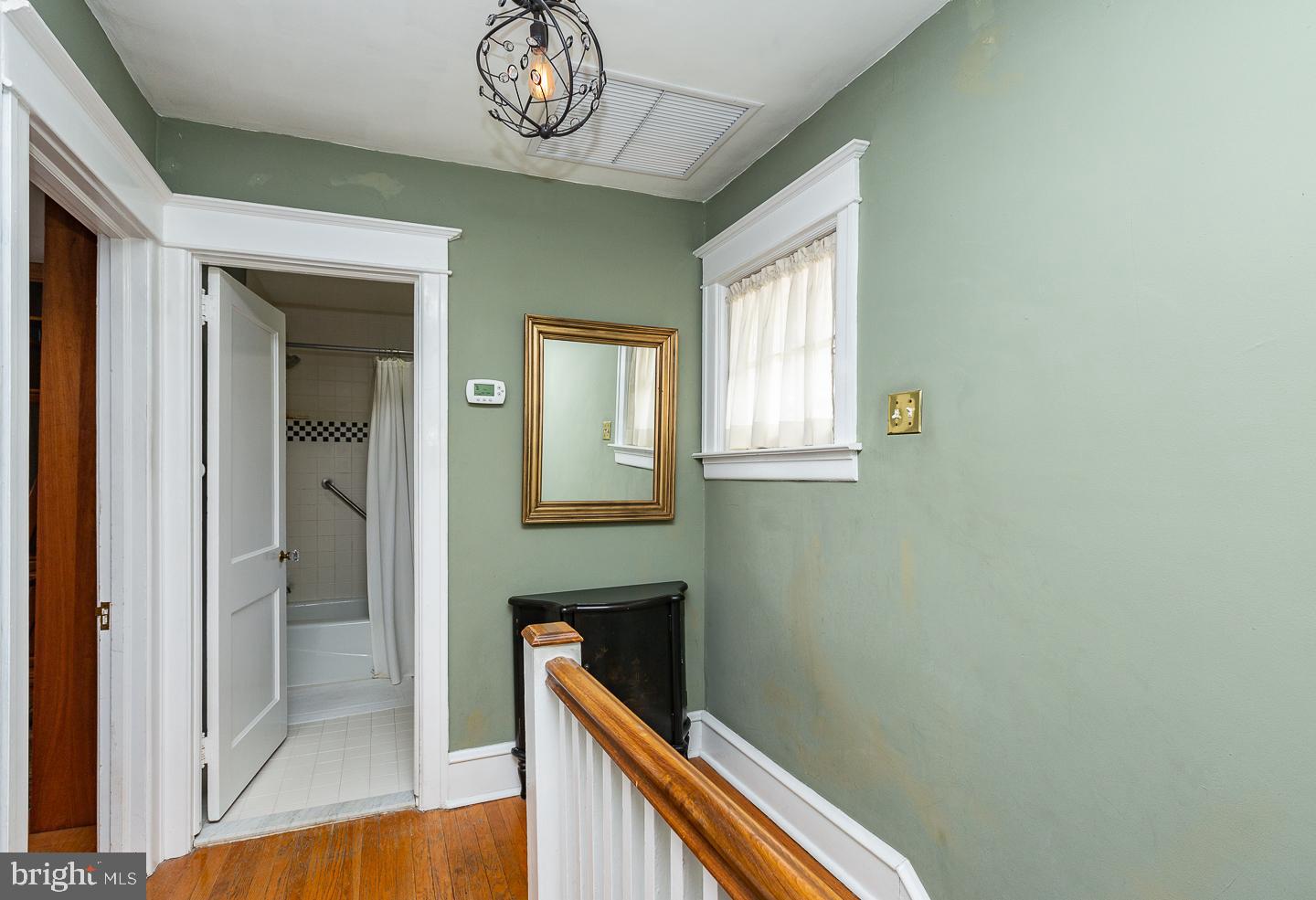 328 Lenox Road Havertown, PA 19083 - Photo 15 of 31