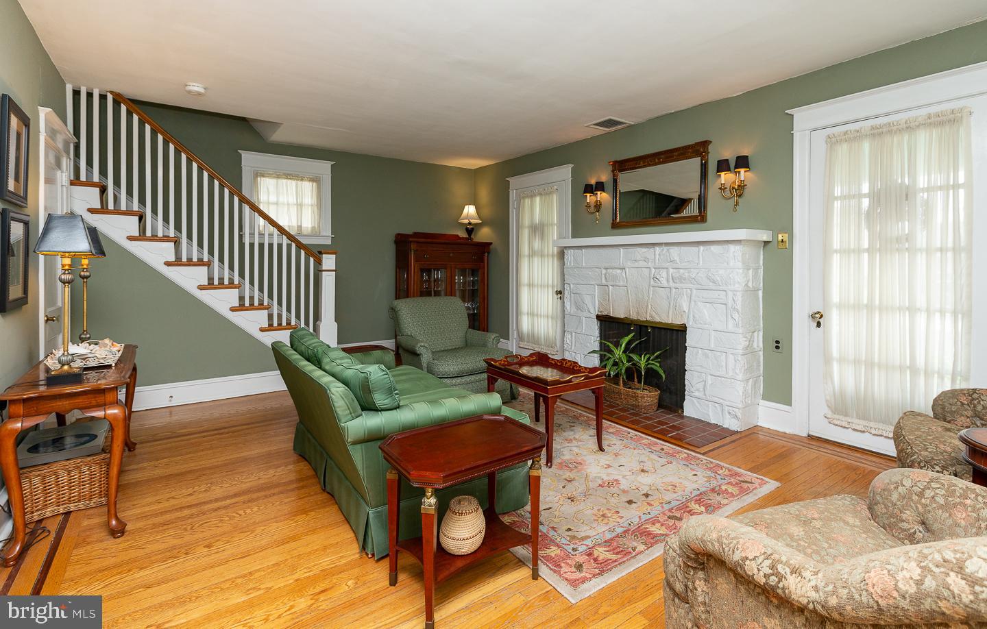 328 Lenox Road Havertown, PA 19083 - Photo 6 of 31