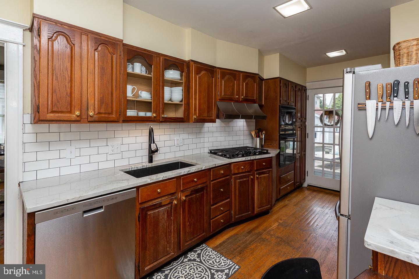 328 Lenox Road Havertown, PA 19083 - Photo 8 of 31