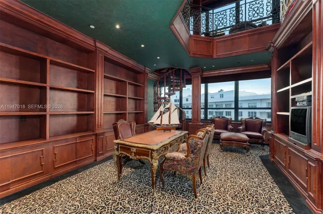 $9,900,000 | 5225 Collins Avenue, Unit PH8, Miami Beach, FL 33140