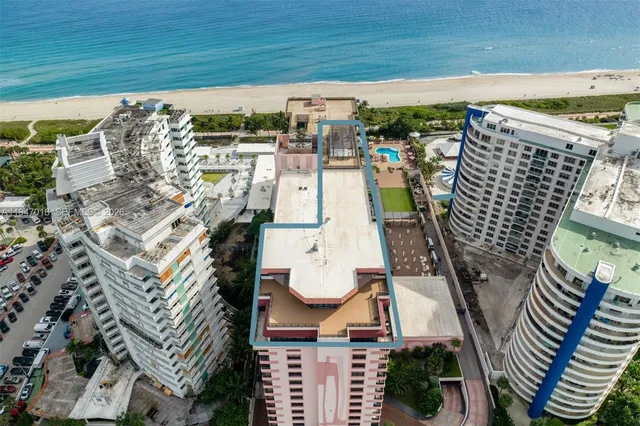 $9,900,000 | 5225 Collins Avenue, Unit PH8, Miami Beach, FL 33140