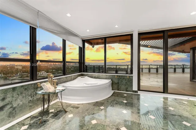 $9,900,000 | 5225 Collins Avenue, Unit PH8, Miami Beach, FL 33140