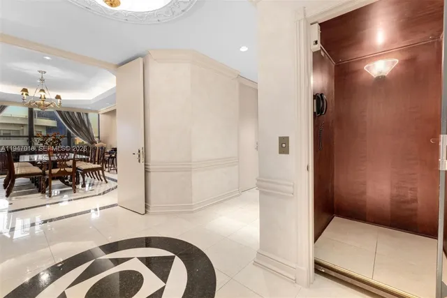 $9,900,000 | 5225 Collins Avenue, Unit PH8, Miami Beach, FL 33140