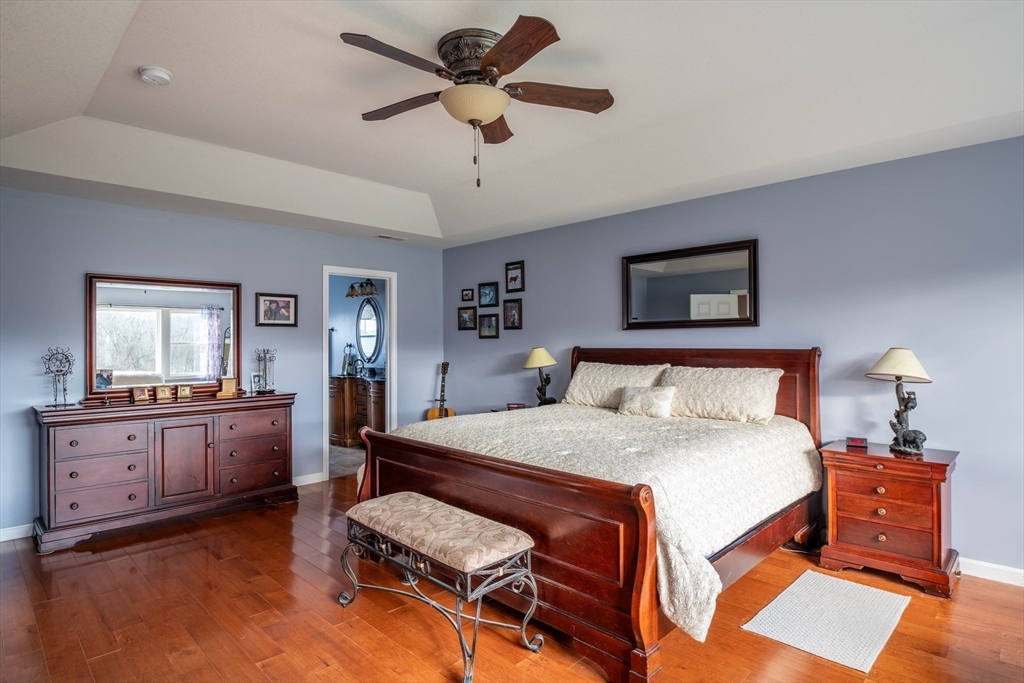 83 Bay Road Hadley, MA 01035 - Photo 15 of 41