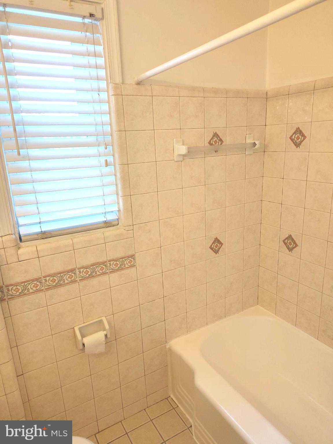 313 Nicholson Street Northeast Washington, DC 20011 - Photo 26 of 43