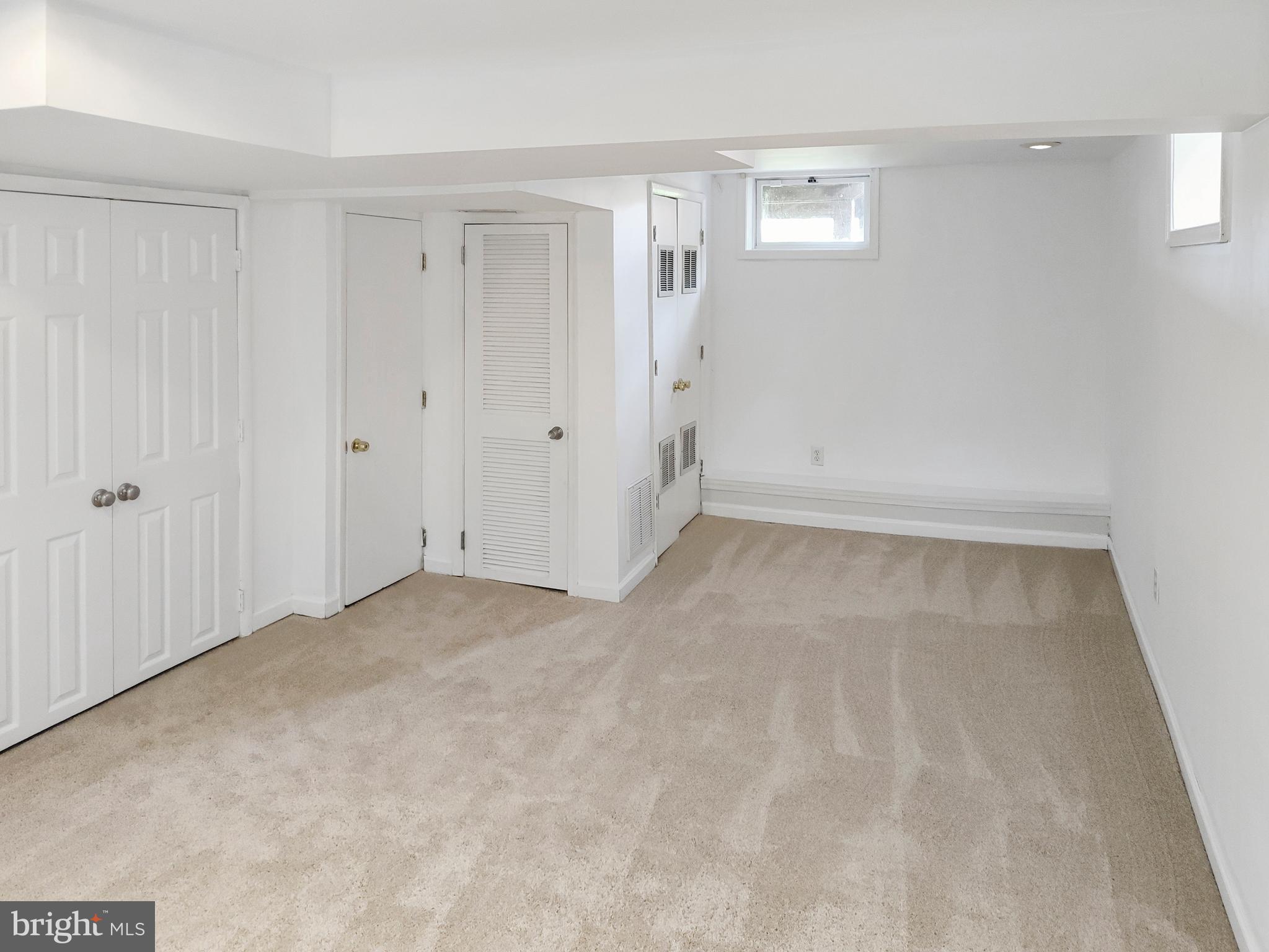 313 Nicholson Street Northeast Washington, DC 20011 - Photo 30 of 43