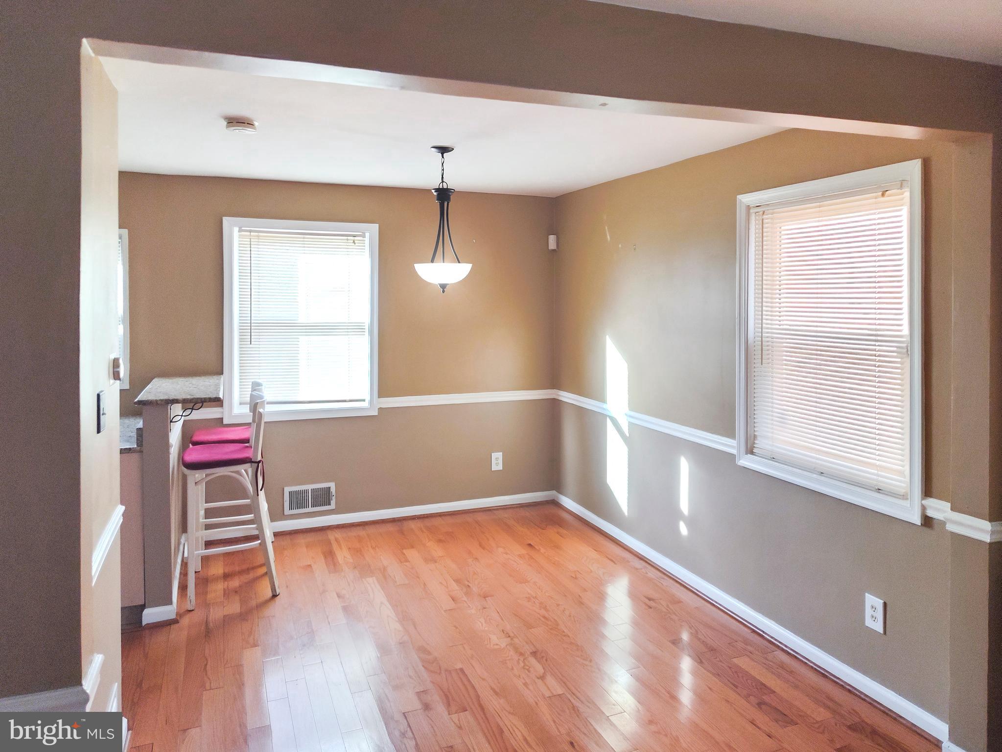 313 Nicholson Street Northeast Washington, DC 20011 - Photo 3 of 43