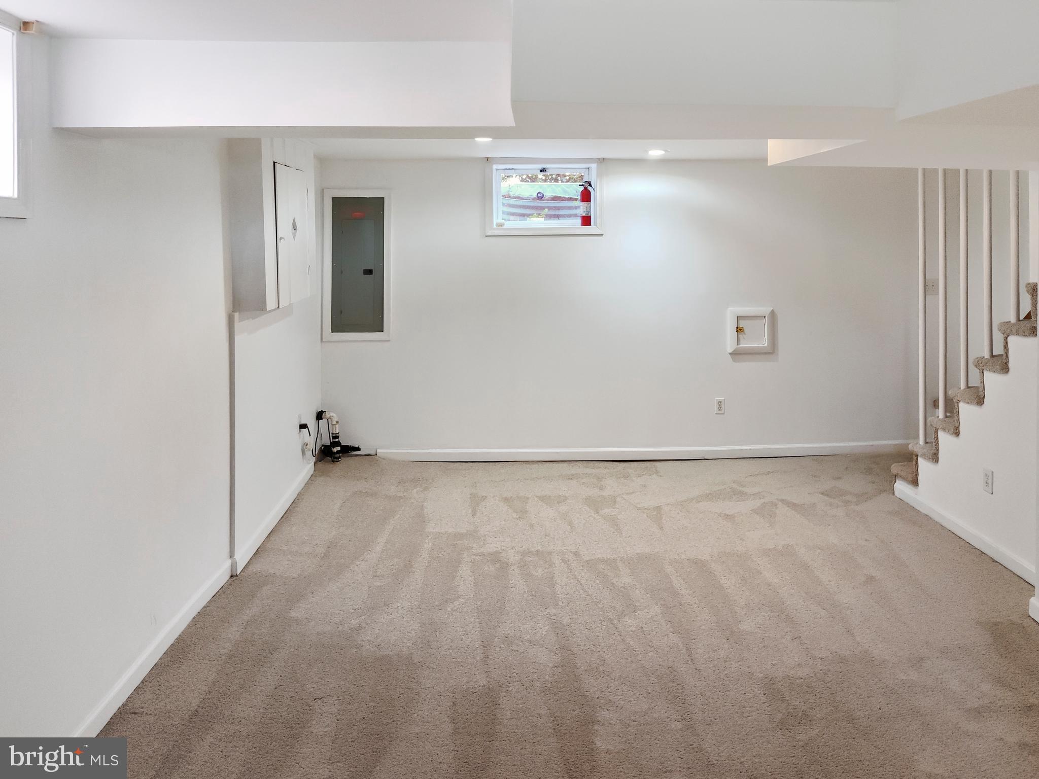 313 Nicholson Street Northeast Washington, DC 20011 - Photo 32 of 43
