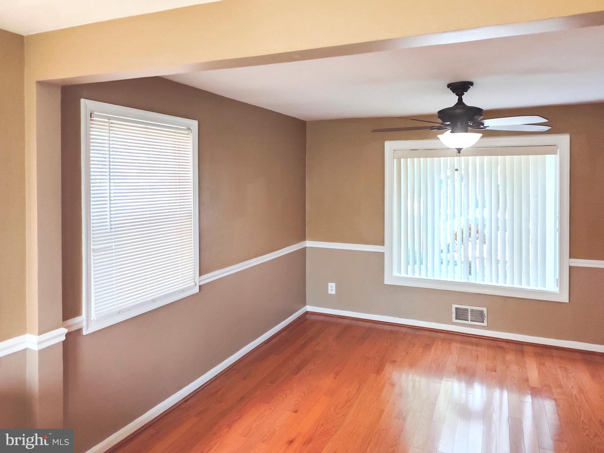 313 Nicholson Street Northeast Washington, DC 20011 - Photo 4 of 43