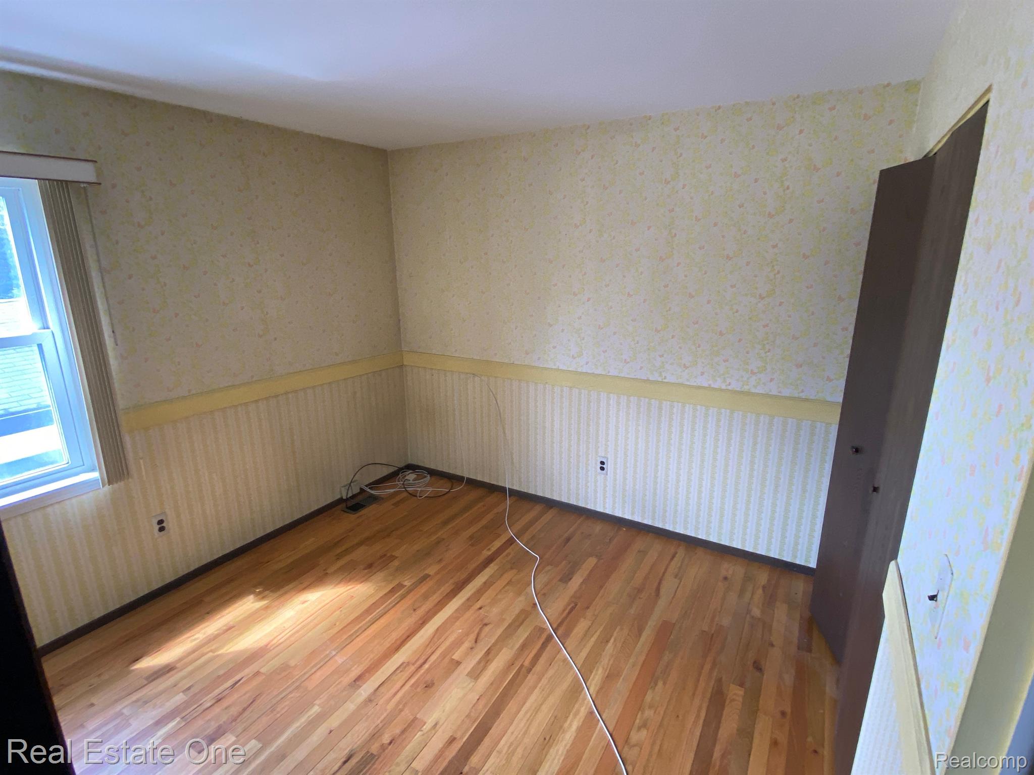24301 Kings Pointe Novi, MI 48375 - Photo 21 of 31 Gallery Image 21