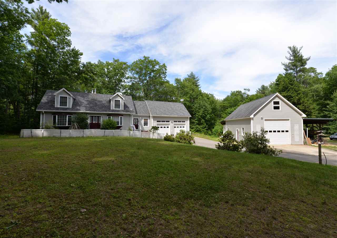5 Stratton Lane Raymond, NH 03077 - Photo 1 of 40
