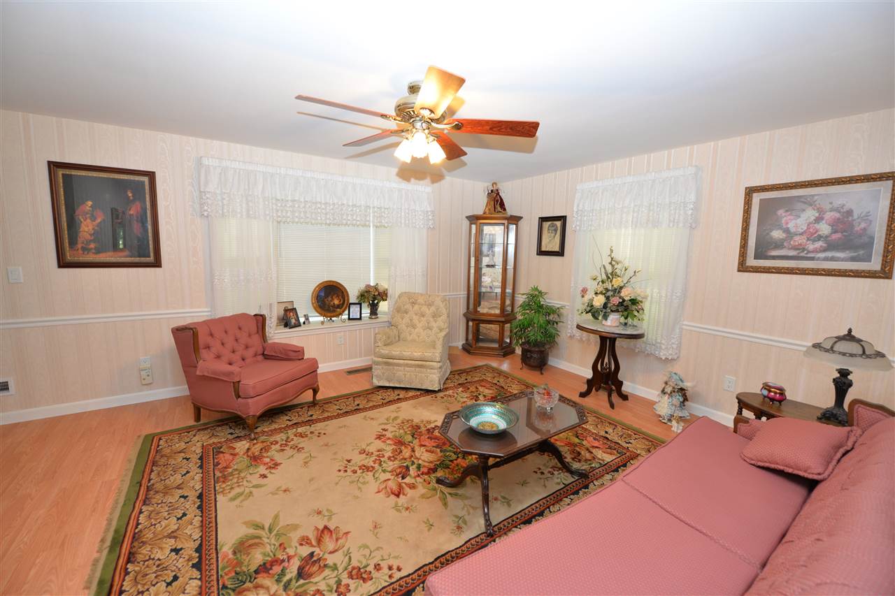 5 Stratton Lane Raymond, NH 03077 - Photo 24 of 40