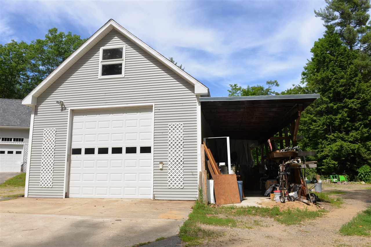 5 Stratton Lane Raymond, NH 03077 - Photo 4 of 40