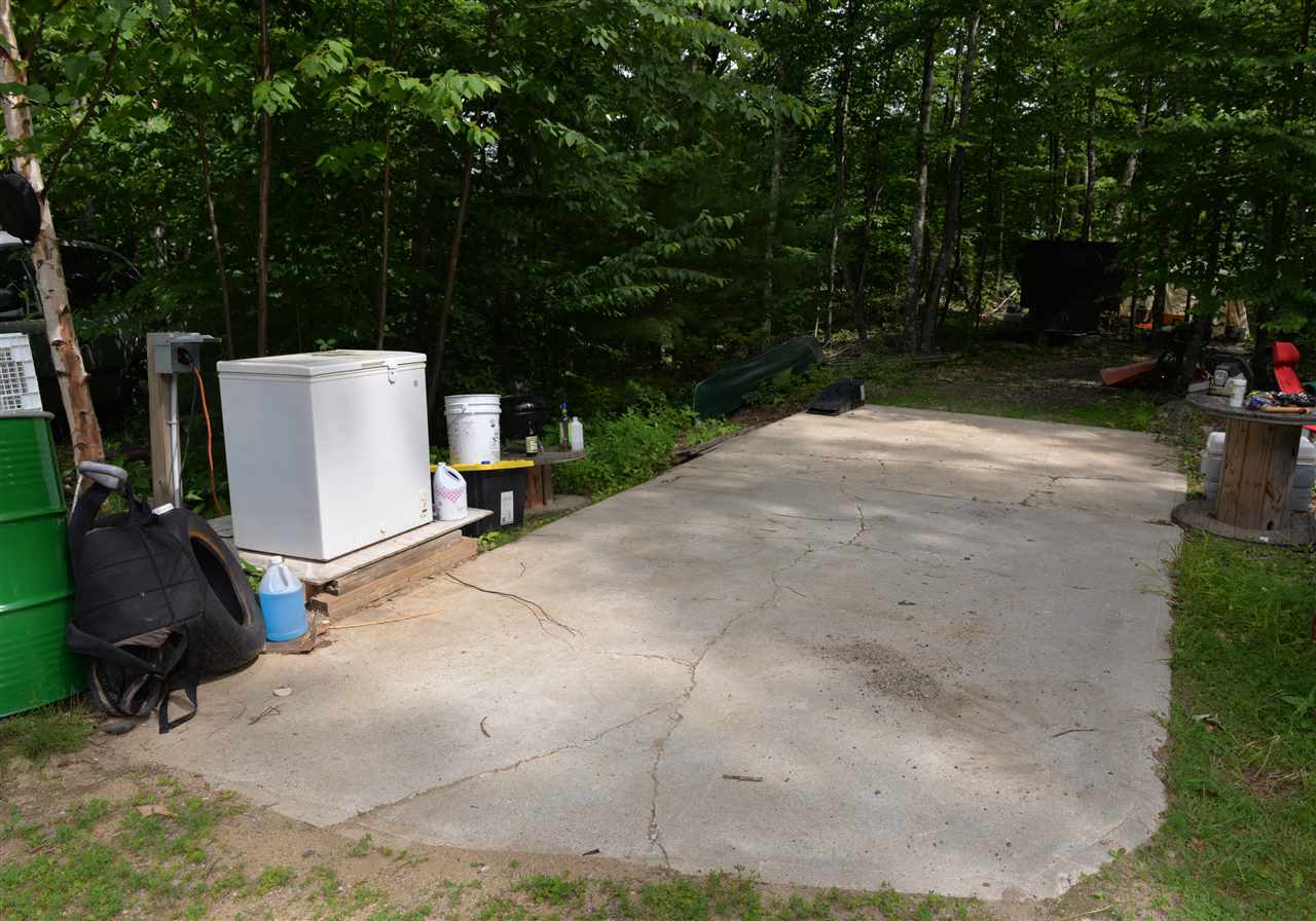 5 Stratton Lane Raymond, NH 03077 - Photo 9 of 40