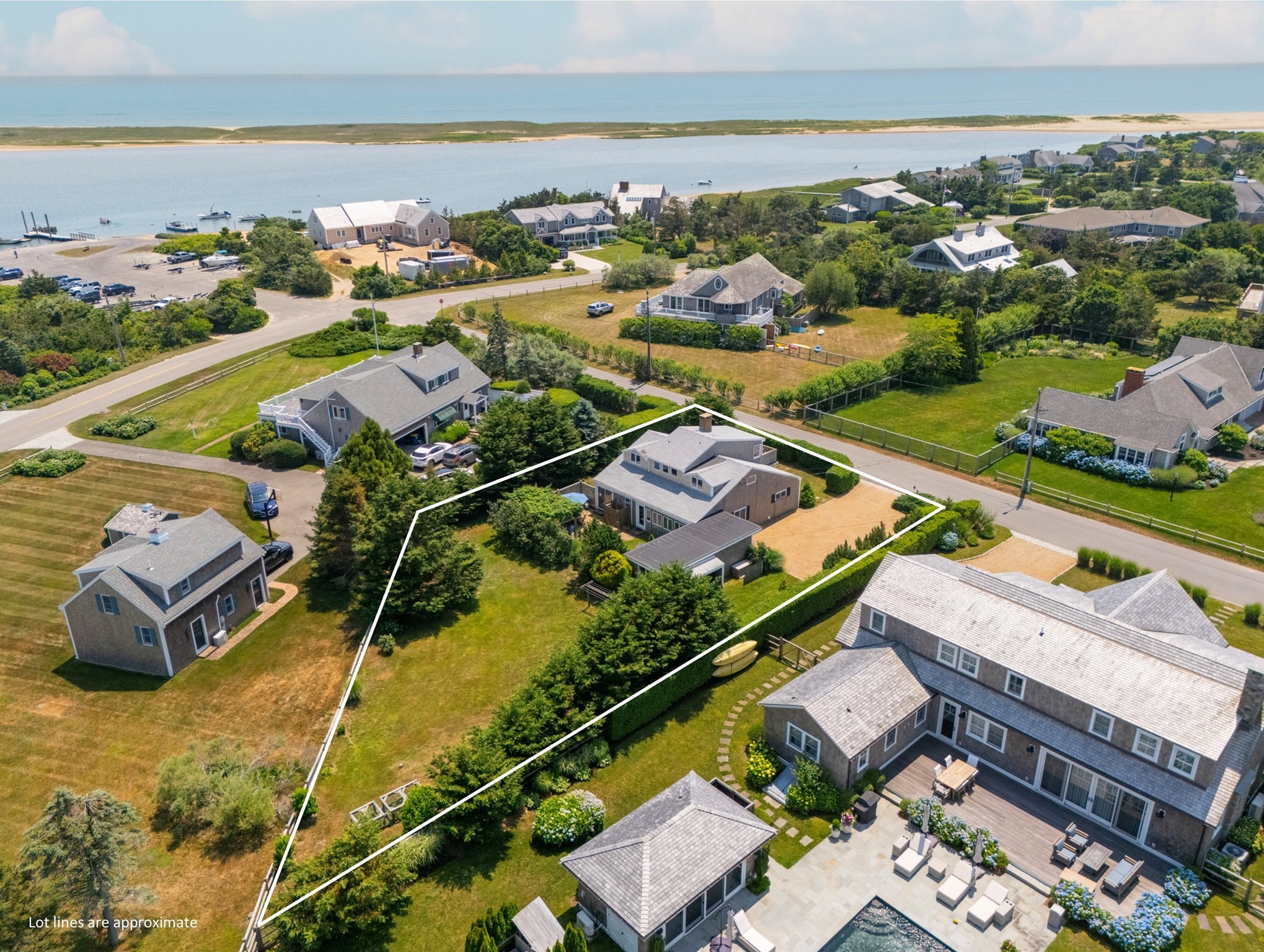 19 Town Lot Road Edgartown, MA 02539 - Photo 2 of 31 Gallery Image 2