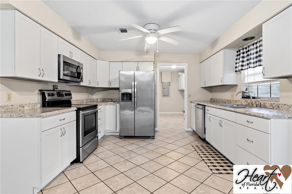 10166 Foley Street Brooksville, FL 34601 - Photo 9 of 24