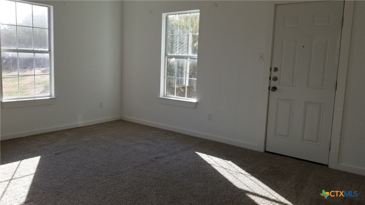 1063 Sleepy Hollow Lane Spring Branch, TX 78070 - Photo 10 of 14 an empty room with windows