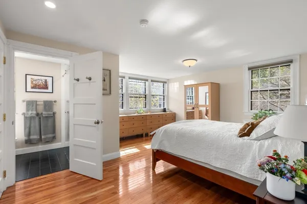 $2,590,000 | 83 Fuller Street, Unit 2, Brookline, MA 02446