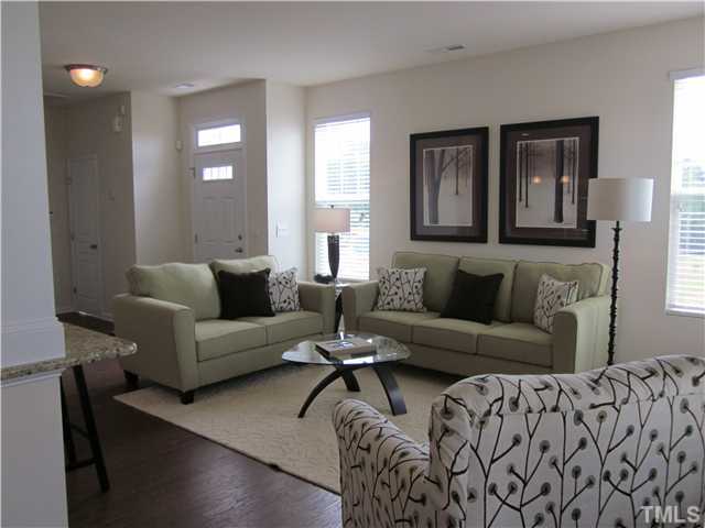 7231 Ladbrooke Street, Unit 166 Raleigh, NC 27617 - Photo 8 of 11 Interior of a completed Nicholas floorplan