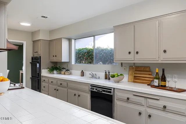 $1,000,000 | 13017 Barto Drive, Granada Hills, CA 91344