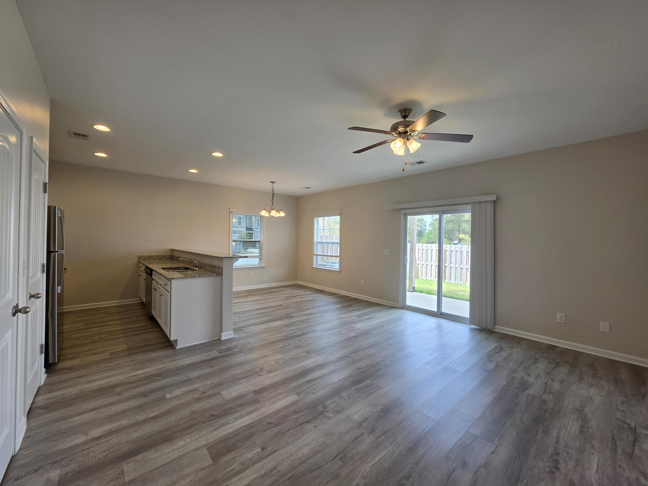 2969 Old Field Road Sumter, SC 29150 - Photo 5 of 37