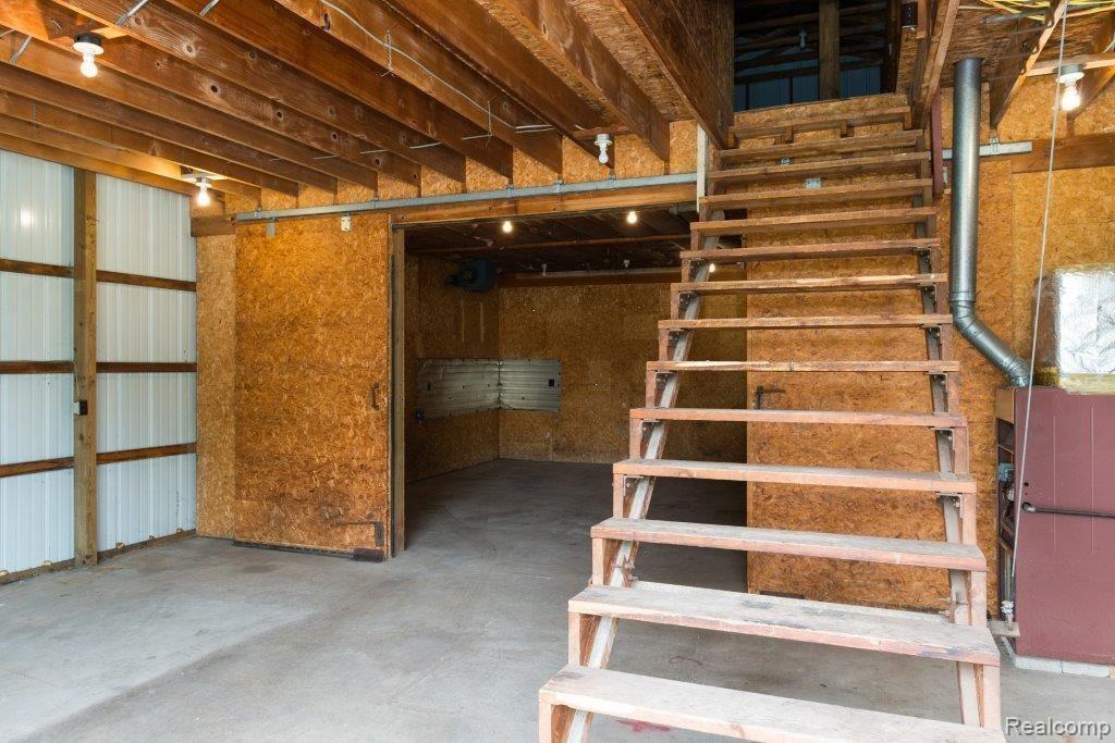 2041 Reid Road Flint, MI 48507 - Photo 31 of 46