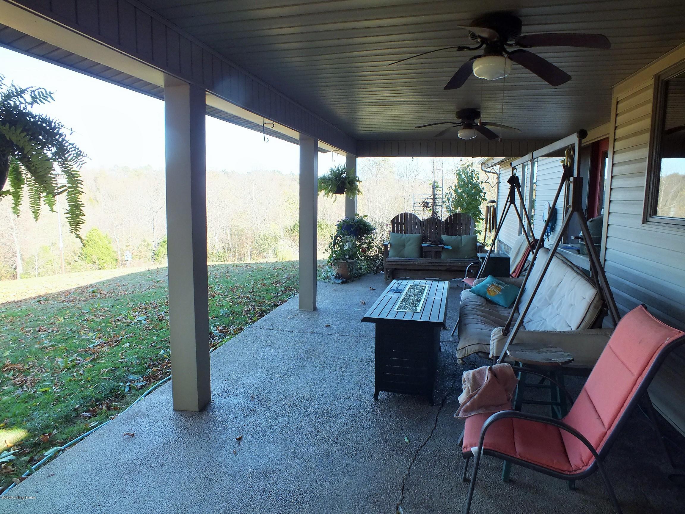 243 Old Peth Road Caneyville, KY 42721 - Photo 10 of 72 DSCF9943 (2)